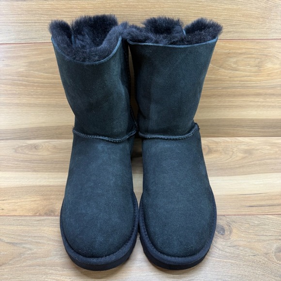 UGG Bailey Bow Short Womens 10 Black Suede Shearling Fur Lined Boots - Picture 4 of 12